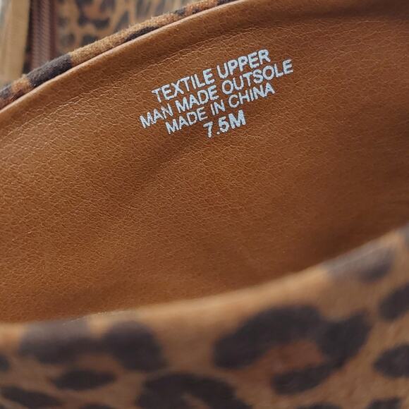 Ann Taylor Loft Leopard Animal Print Block Ankle Boot Side Zip Bootie Shoe 7.5W - Picture 6 of 8